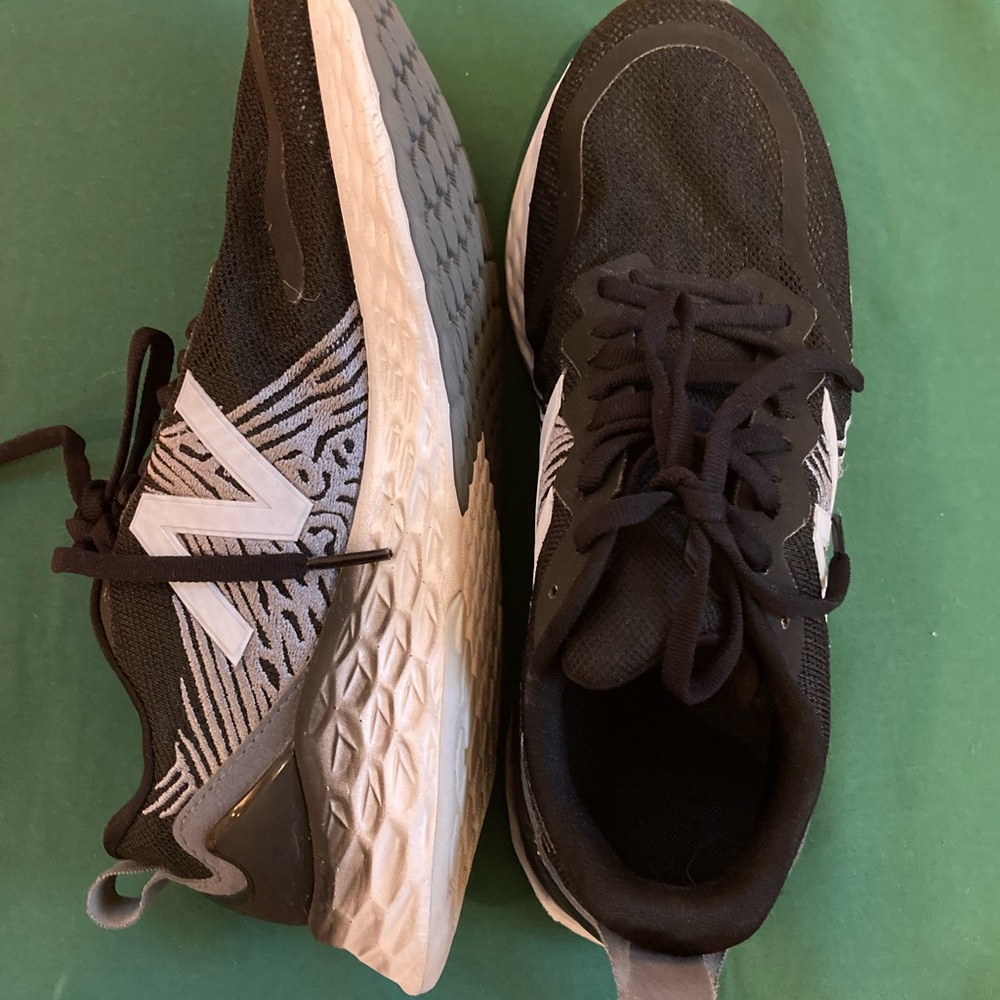 New Balance Fresh Foam Tempo Women’s 8.5D